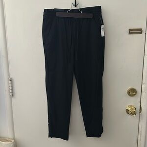 NWT Gap easy pants